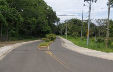 Se vende lote en Playa Panamá